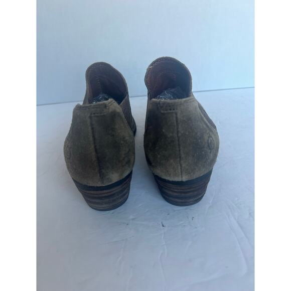 Born Dallia Distressed Brown Suede Western Ankle Rugged Comfort Booties 7.5M - Picture 6 of 9